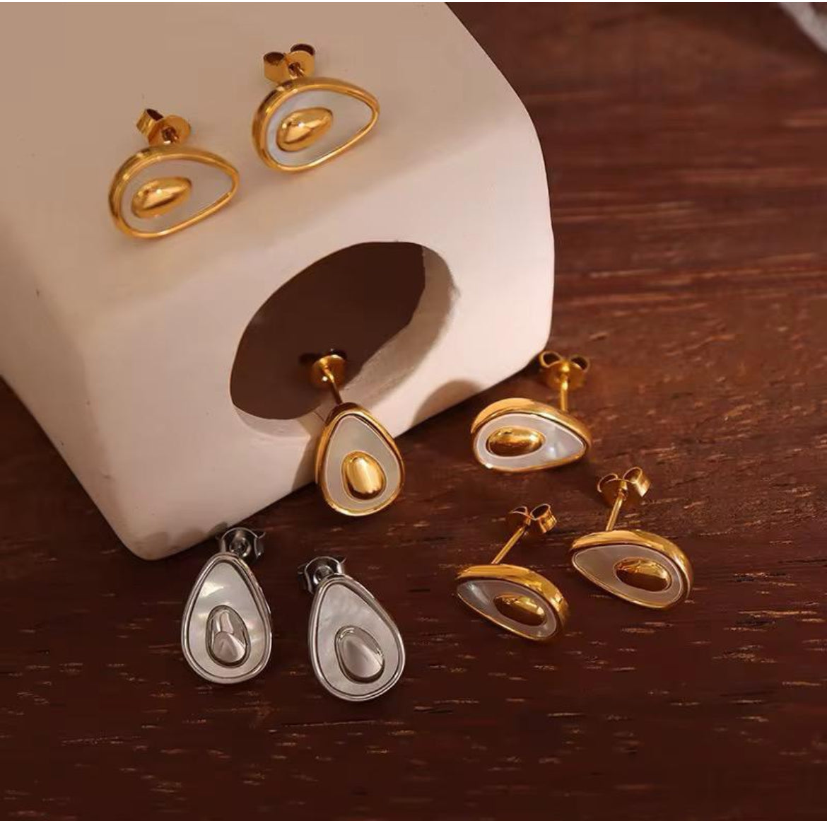 ID:0024_S | Set Avocado (Aretes + Colgante)