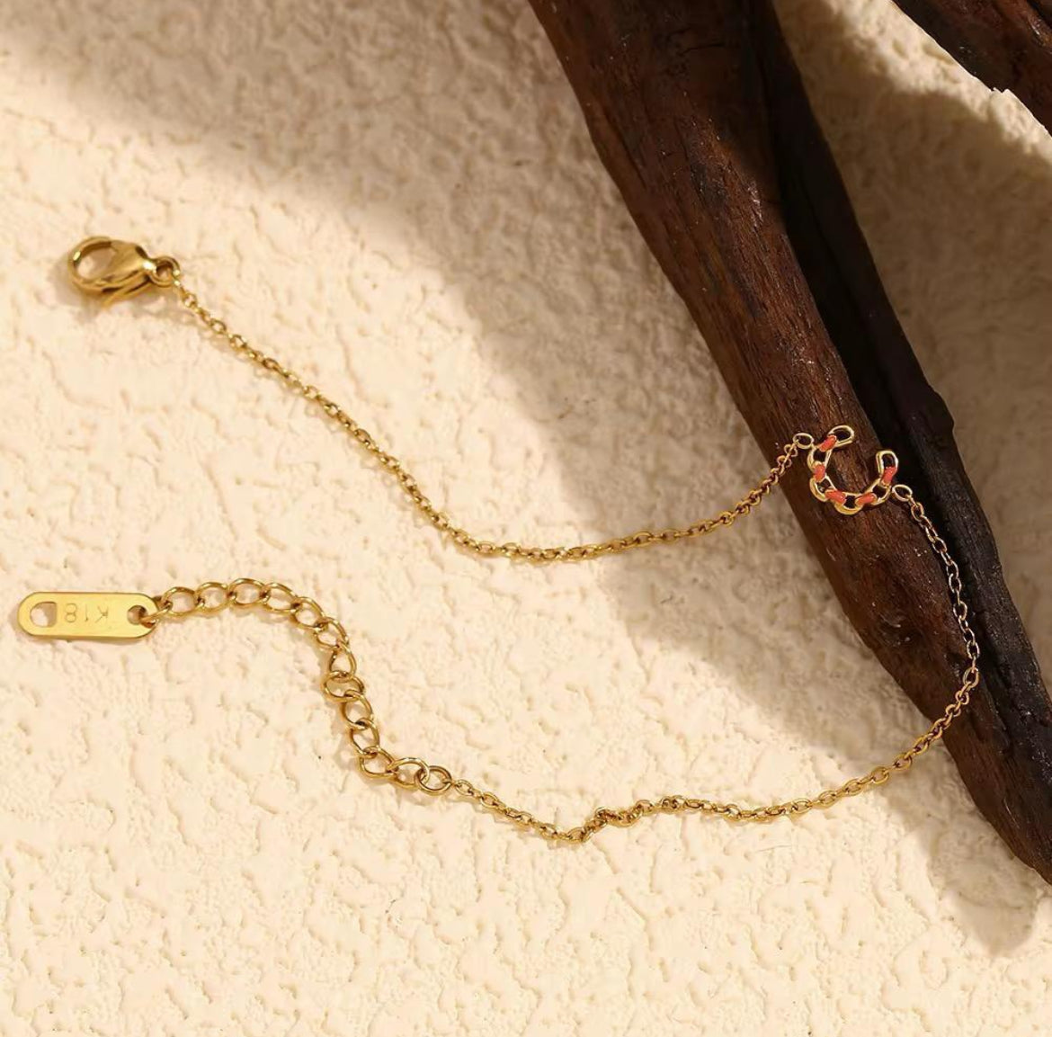 ID:0015_B | Brazalete de herradura delicada