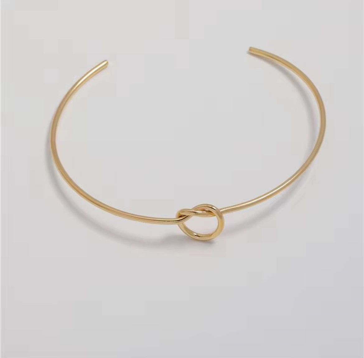 Brazalete dorado / Golden bracelet