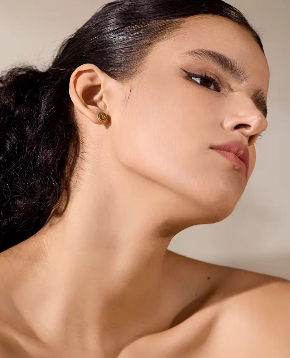 ID:0016_A | Aretes de Luna pequeñas