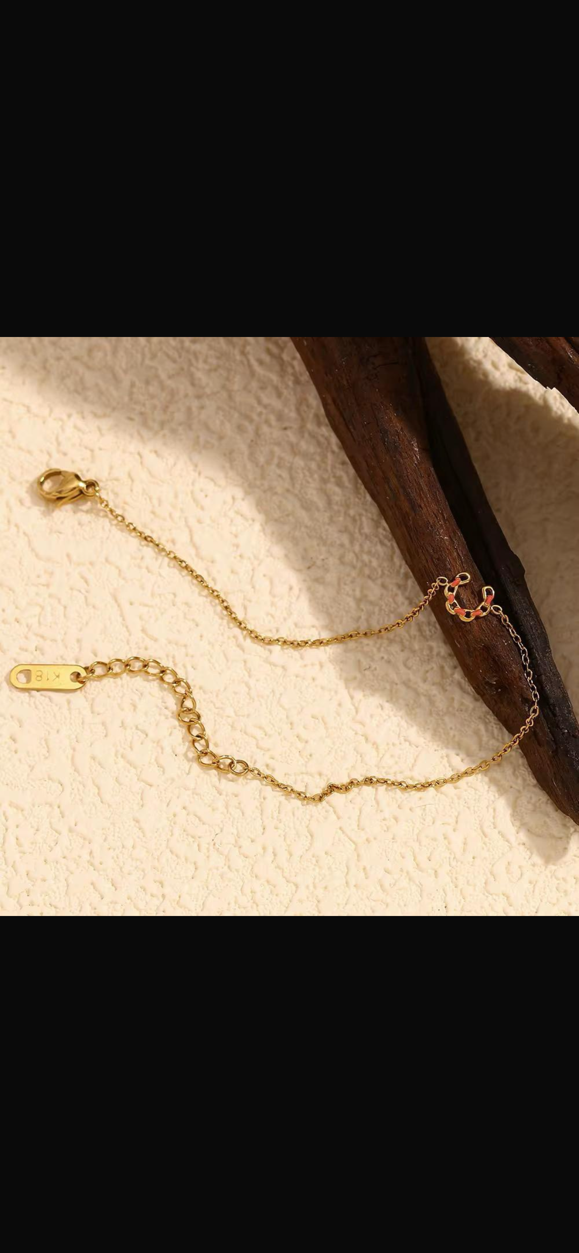 ID:0015_B | Brazalete de herradura delicada