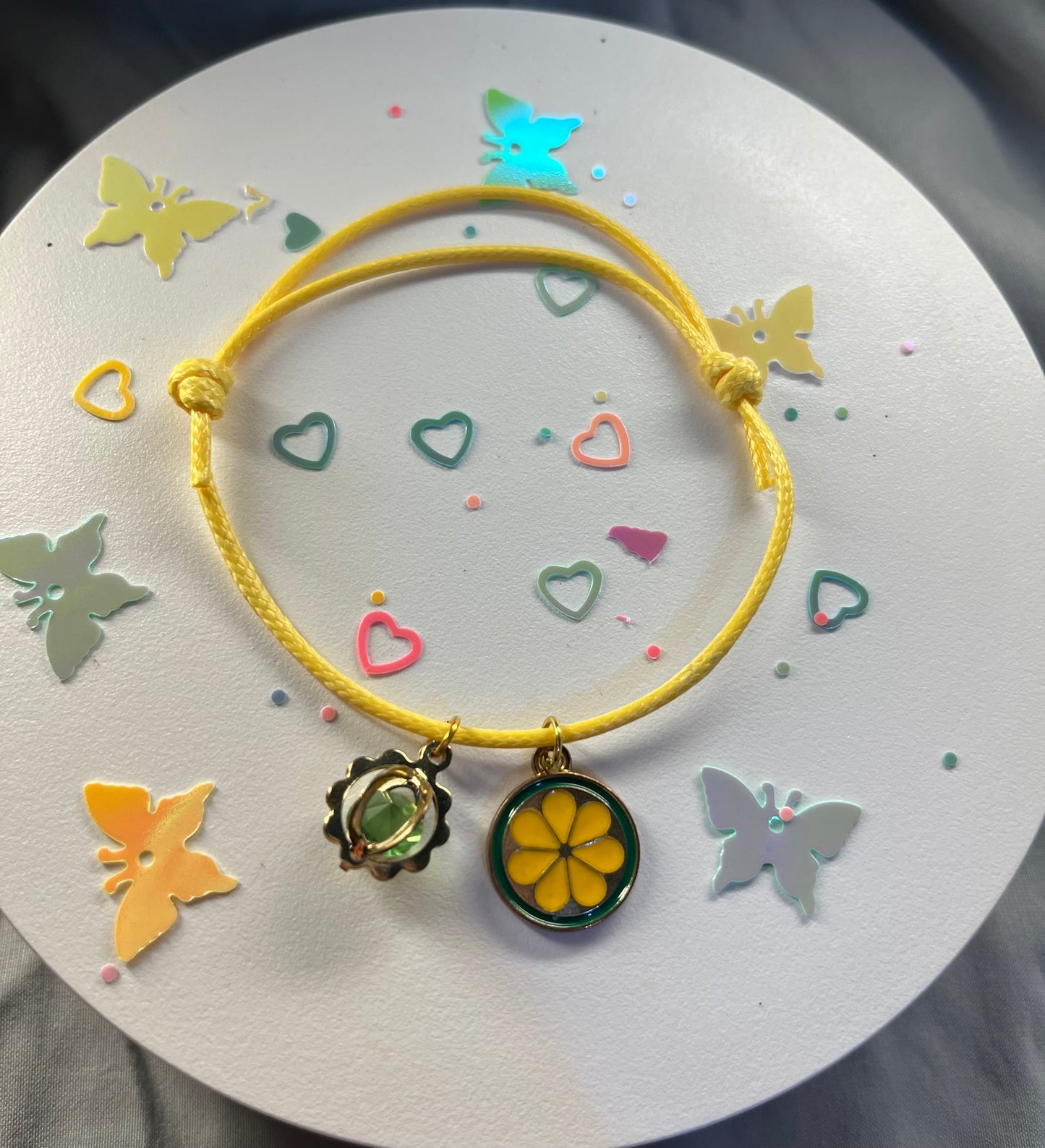 ID:0006_B | Brazalete de hilo