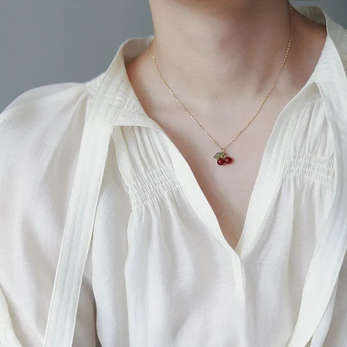 ID:0034_C | Colgante delicado de cherry