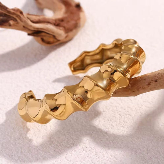 ID:0020_B |Brazalete elegante dorado