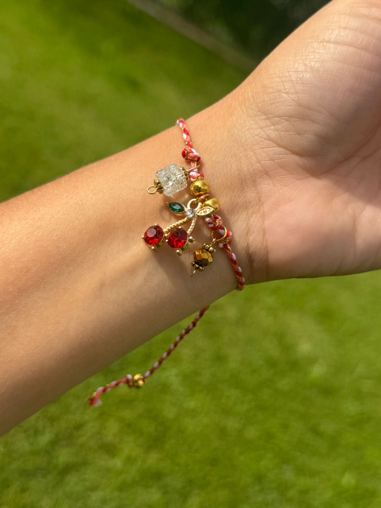 ID:0009_B | Colección de Brazalete de hilos Verano
