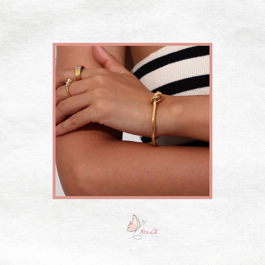 ID:0017_B | Brazalete de nudo elegante